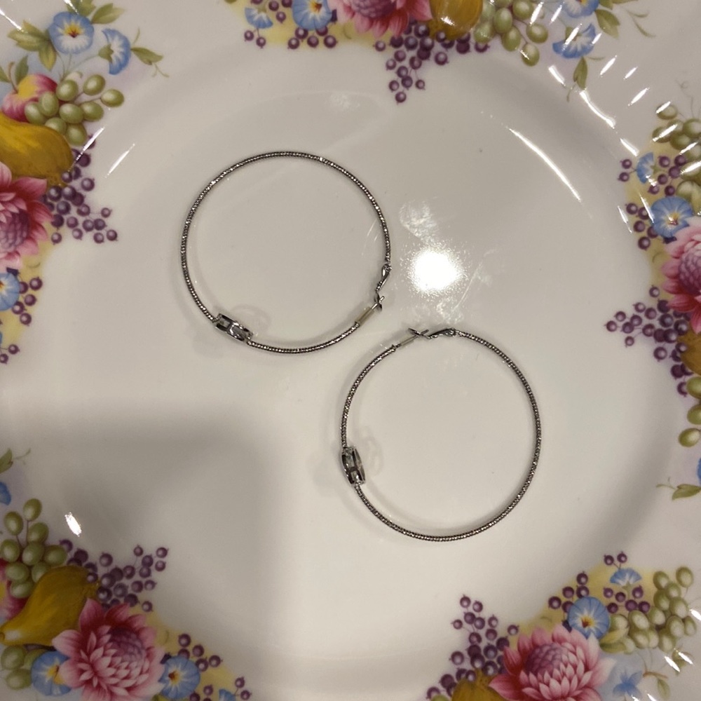 EUC * Guess Jeans * Silver Tone Textured Crystal Hoop Earrings